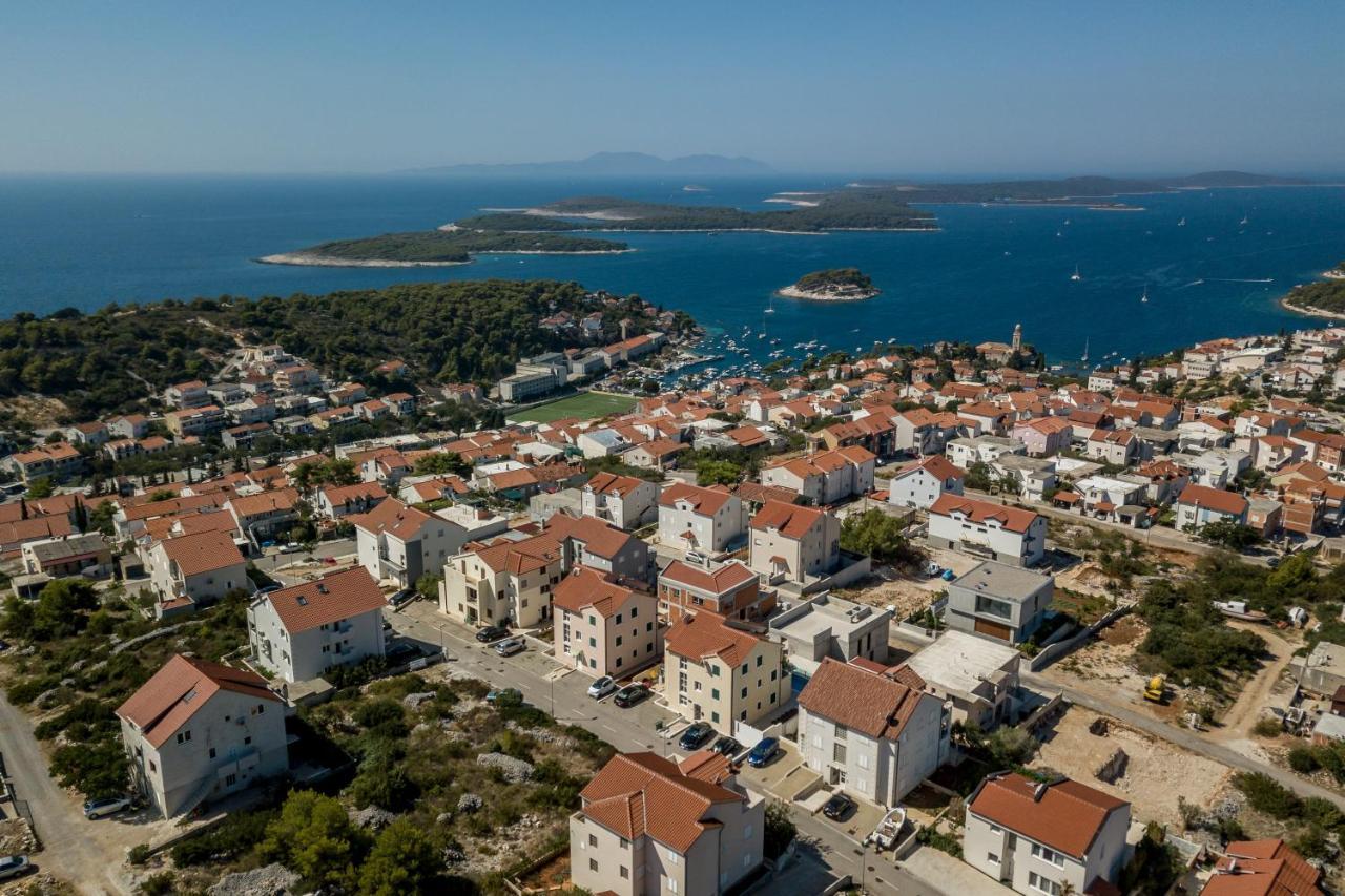 Hvar De Luxe Apartments 1 Hvar Town Exterior photo